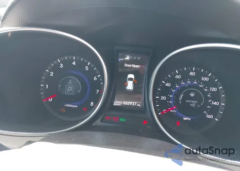 2014 Hyundai Santa Fe Sport 2.4L from USA, damaged, VIN 5XYZU3LB3EG137445